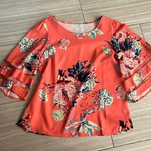 Amazon flowy floral top